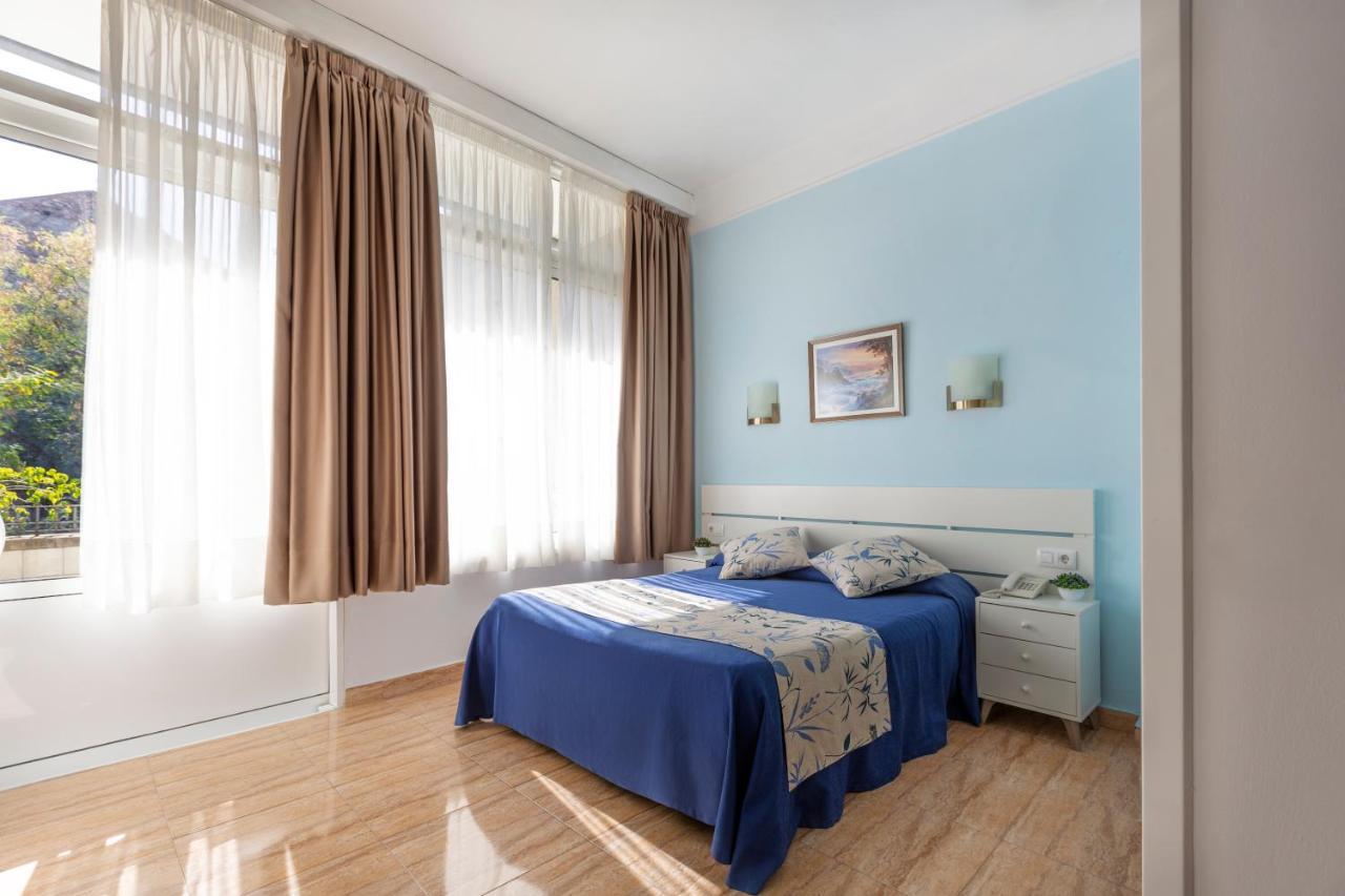 Hostal Ramos Barcelona Luaran gambar