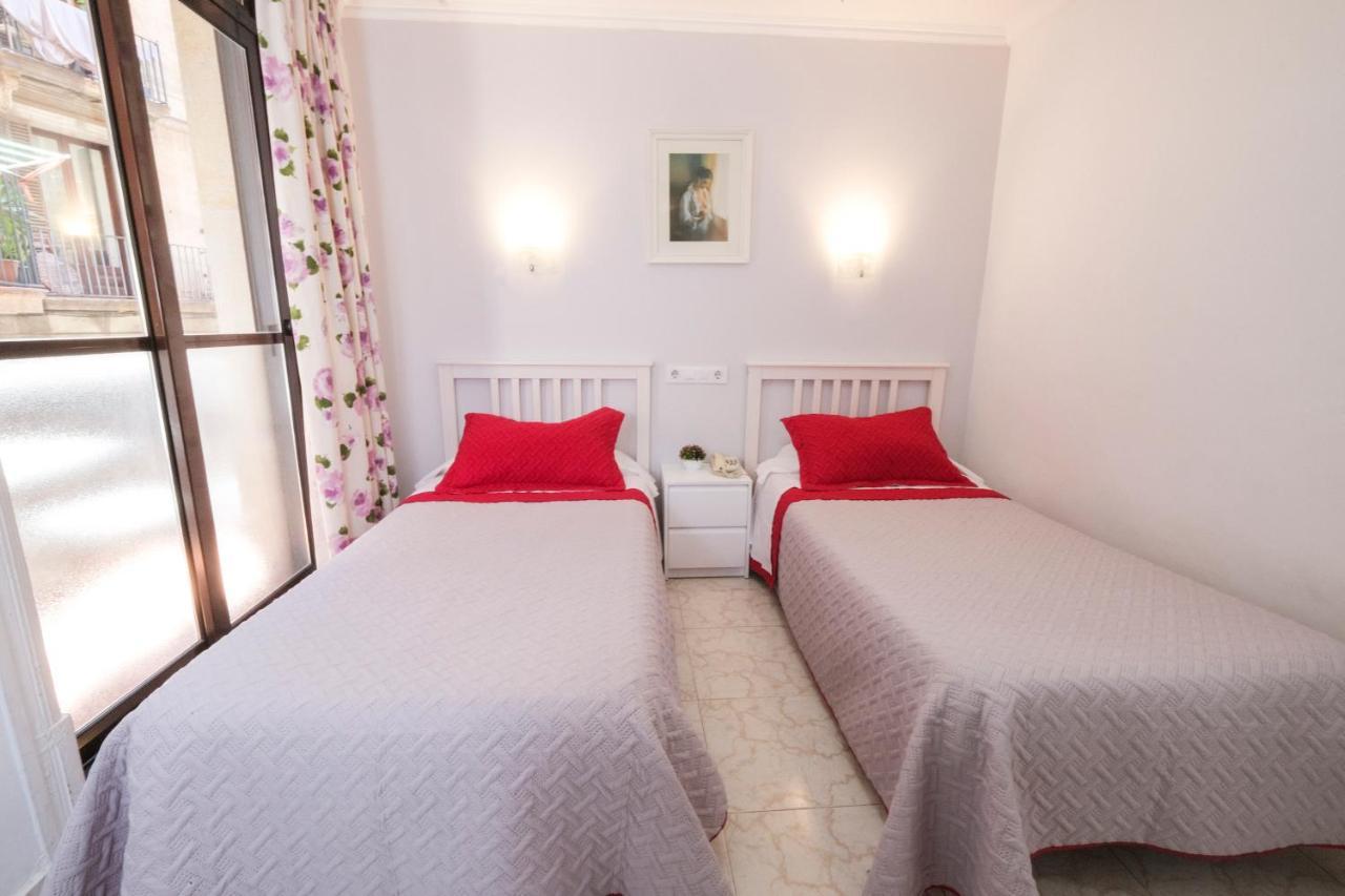 Hostal Ramos Barcelona Luaran gambar